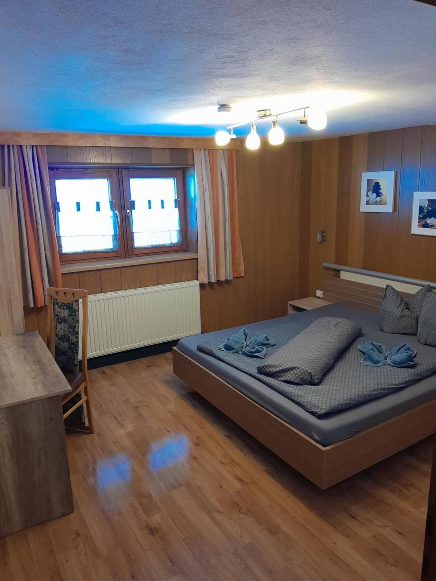 Ferienhof Bichlhof Arzl im Pitztal Kamer foto